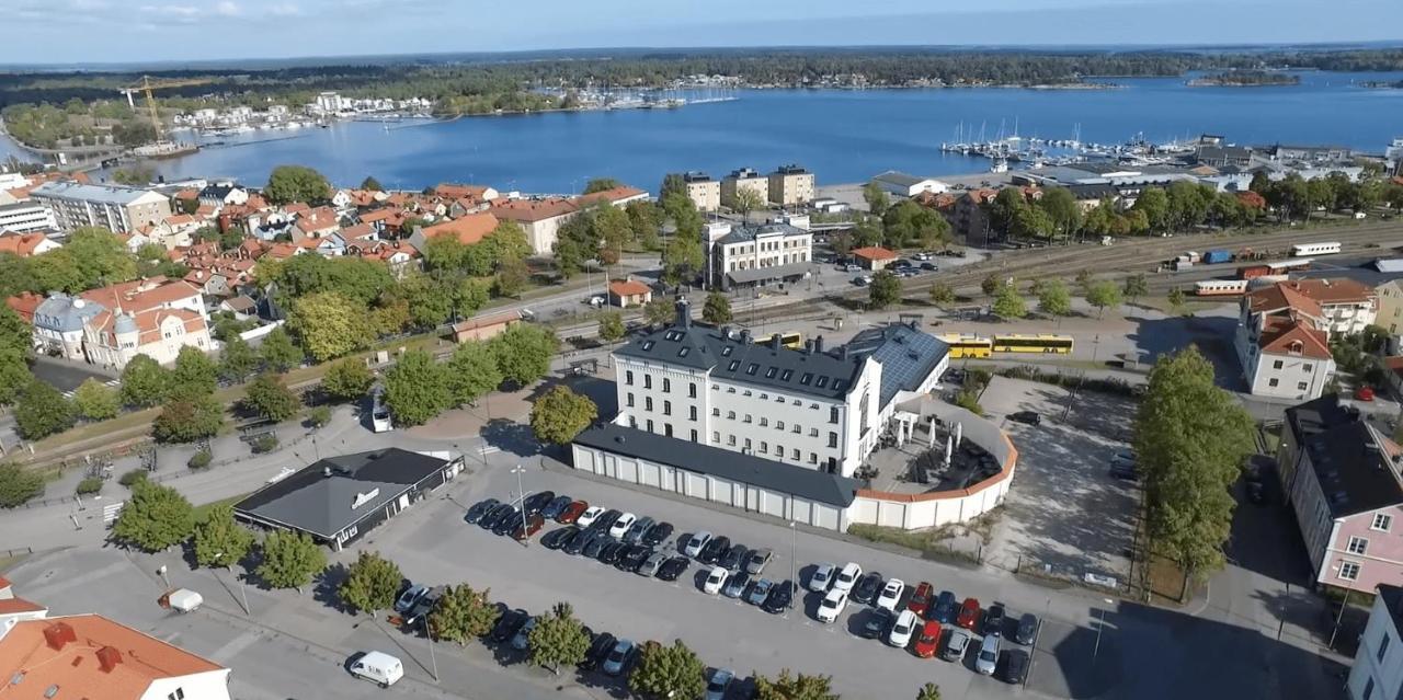 Hotell Faengelset Vaestervik Bagian luar foto